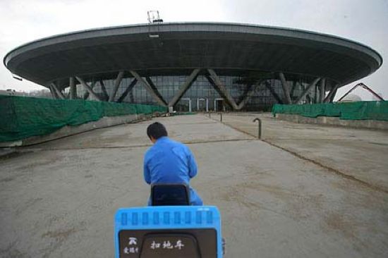 奧林匹克運(yùn)動管理中心購進(jìn)ASD-1250掃地車